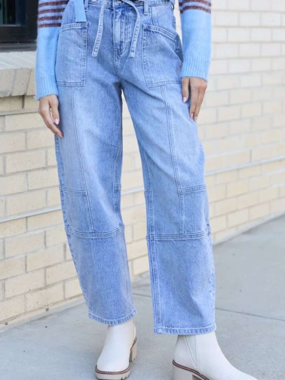 NEW Pink Lily 80s Style Mid Rise Barrel Jeans
